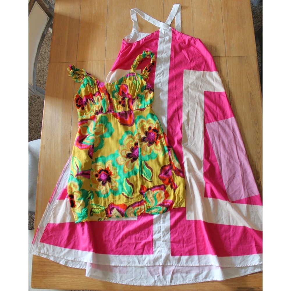 Women’s (2) Piece Dress Bundle Lot Small Juniors Small Preowned